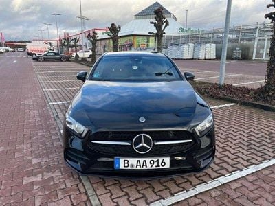 Gebraucht Mercedes A180 AMG 116 PS (85 kW) 2018 Schwarz metallic Limousine