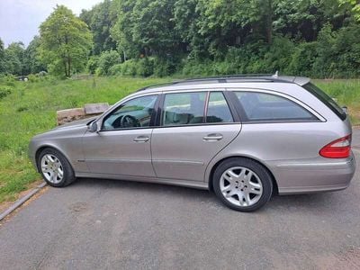 Mercedes E280