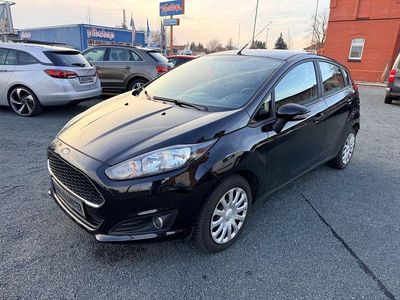 Gebraucht Ford Fiesta Celebration 82 PS (60 kW) 2016 Schwarz Kleinwagen
