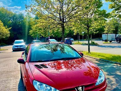 Gebraucht Peugeot 206 CC 80 PS (58 kW) 2005 Rot Cabrio