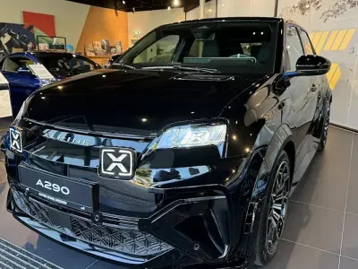 Nouă Alpine A290 130 kW (177 CP) 2026 Negru Hatchback