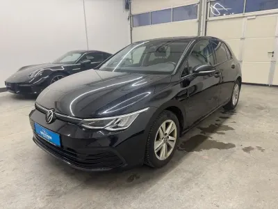 Gebraucht VW Golf VIII Life 150 PS (110 kW) 2020 Schwarz Limousine