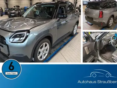 Usado Mini Countryman Classic 156 HP (114 kW) 2024 Verde SUV
