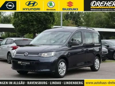 Gebraucht VW Caddy Life 116 PS (85 kW) 2023 Starlight blue metallic Van / Kleinbus