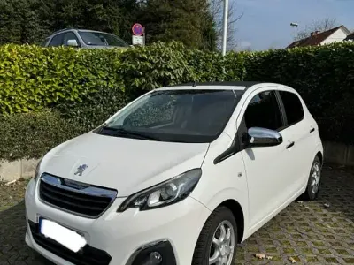 Gebraucht Peugeot 108 Allure 82 PS (60 kW) 2017 Weiß Limousine