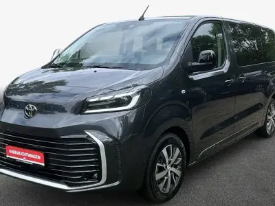 Gebraucht Toyota Proace Verso 177 PS (130 kW) 2025 Titanium grey metallic Kombi