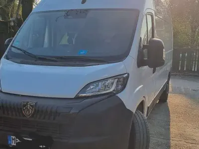 Gebraucht Peugeot Boxer 140 PS (102 kW) 2025 Van