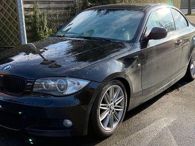 Gebraucht BMW 120 M Sport 177 PS (130 kW) 2011 Schwarz Kleinwagen