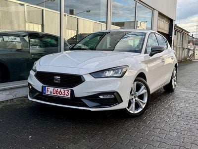 Weiß Gebraucht 2021 Seat Leon FR Limousine | 16.999 € (Guter Preis)