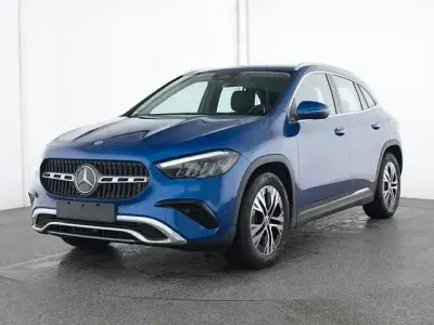 Używany Mercedes GLA220 190 KM (139 kW) 2024 Niebieski SUV