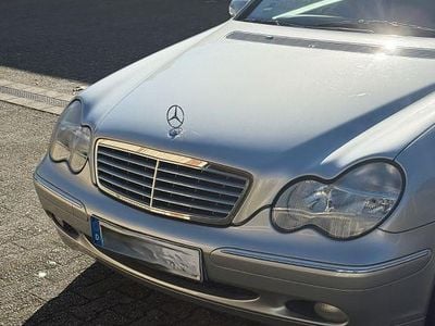Gebraucht Mercedes C180 Elegance 129 PS (94 kW) 2001 Silber Limousine