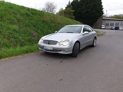 Gebraucht Mercedes CLK240 170 PS (125 kW) 2002 Silber Coupé