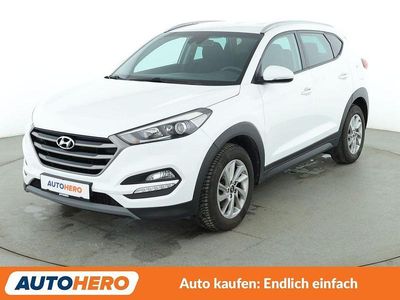 Gebraucht Hyundai Tucson Intro Edition 136 PS (100 kW) 2015 Weiß SUV