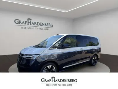 Neu VW Multivan 150 PS (110 kW) 2026 Candy weiss/ starlight blue me Van / Kleinbus