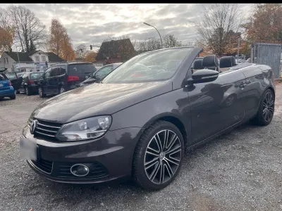 Gebraucht VW Eos Exclusive 160 PS (117 kW) 2011 Braun Cabrio