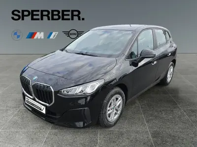Gebraucht BMW 218 Active Tourer 136 PS (100 kW) 2023 Schwarz Van / Kleinbus