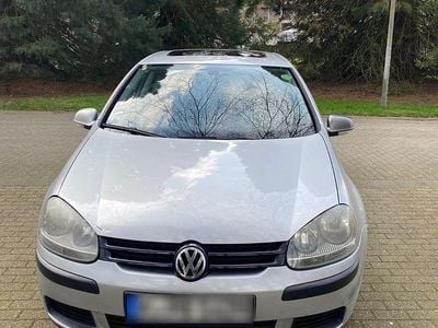 Gebraucht VW Golf IV Comfortline 102 PS (75 kW) 2004 Grau Limousine