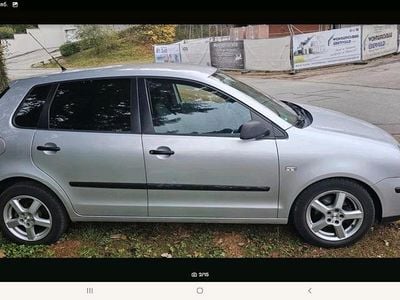 Gebraucht VW Polo 75 PS (55 kW) 2003 Silber Kleinwagen