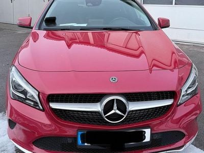 Rot Gebraucht 2018 Mercedes CLA250 Limousine | 21.000 € (Guter Preis)