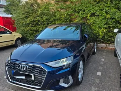 Gebraucht Audi A3 Advanced 150 PS (110 kW) 2020 Blau Limousine