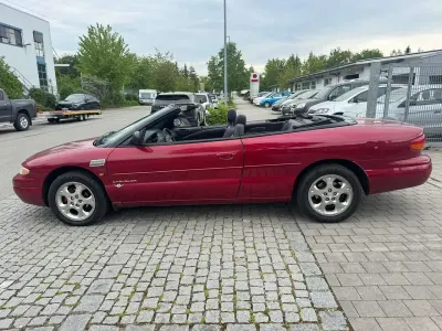 Second-hand Chrysler Stratus 163 CP (119 kW) 1998 Roșu Cabrio