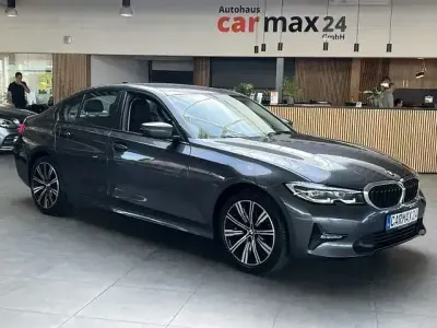 Gebraucht BMW 320 Advantage 184 PS (135 kW) 2020 Mineralgrau metallic Limousine