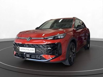 Second-hand VW T-Roc R-line 150 CP (110 kW) 2026 Roșu SUV