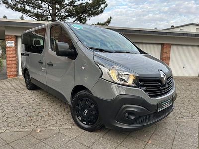 Gebraucht Renault Trafic Expression 125 PS (91 kW) 2018 Grau Van / Kleinbus
