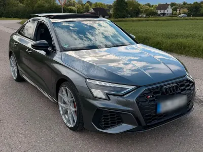 Gebraucht Audi S3 Comfort 310 PS (228 kW) 2021 Grau Limousine