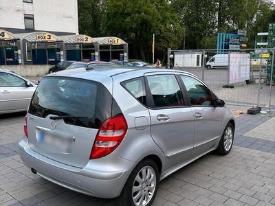 Mercedes A200