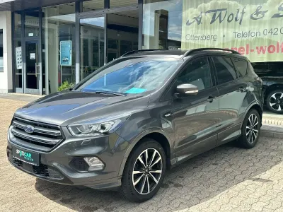 Gebraucht Ford Kuga ST-Line 150 PS (110 kW) 2018 Grau SUV