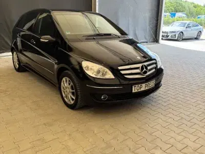 Gebraucht Mercedes B200 136 PS (100 kW) 2008 Schwarz Van / Kleinbus