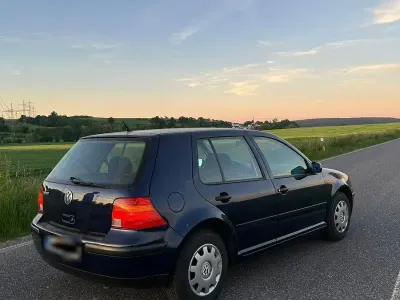 Gebraucht VW Golf III Basis 75 PS (55 kW) 1999 Blau Limousine
