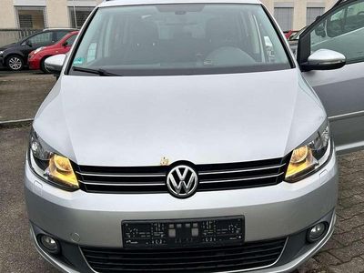 Gebraucht VW Touran 140 PS (102 kW) 2015 Reflexsilber metallic Van / Kleinbus