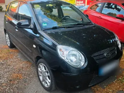 Gebraucht Kia Picanto 64 PS (47 kW) 2010 Schwarz Kleinwagen