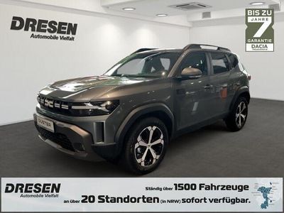 Beige Gebraucht 2024 Dacia Duster Journey SUV | 25.690 € (Fairer Preis)