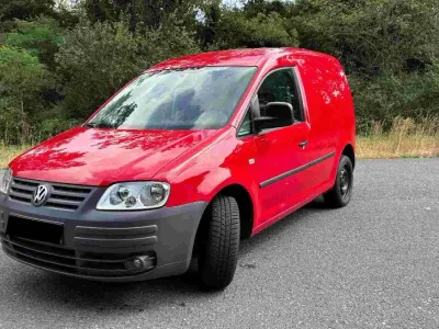 Gebraucht VW Caddy 109 PS (80 kW) 2009 Rot Van / Kleinbus