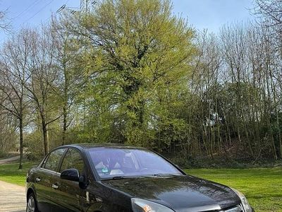 Gebraucht Opel Vectra 155 PS (114 kW) 2008 Schwarz Kleinwagen