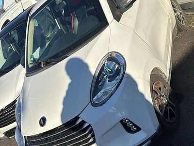 Weiß Gebraucht 2022 Elaris Pio Kleinwagen | 4.599 €