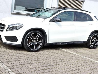 Gebraucht Mercedes GLA250 Sport 211 PS (155 kW) 2015 Calcitweiss  unilack SUV