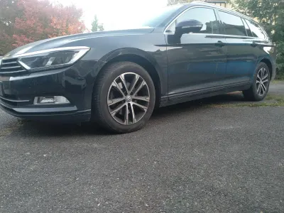 Gebraucht VW Passat Trendline 150 PS (110 kW) 2015 Schwarz Kombi