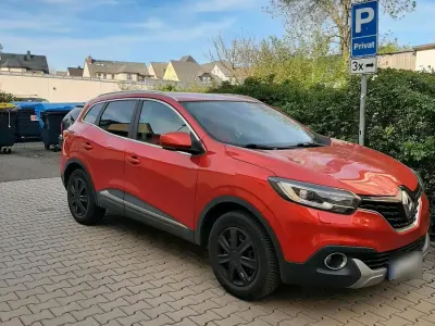 Gebraucht Renault Kadjar 131 PS (96 kW) 2016 Rot SUV