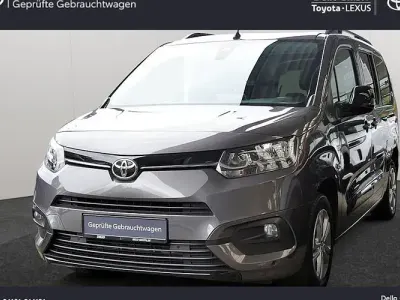 Gebraucht Toyota Proace Verso City 131 PS (96 kW) 2023 Grau Kombi