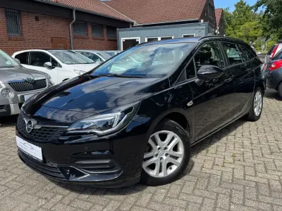 Gebraucht Opel Astra Edition 110 PS (80 kW) 2020 Schwarz Kombi