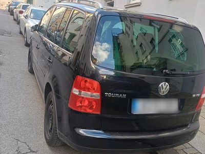 Gebraucht VW Touran 116 PS (85 kW) 2004 Schwarz Van / Kleinbus
