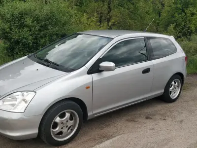 Gebraucht Honda Civic 90 PS (66 kW) 2003 Silber Limousine