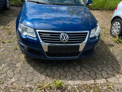 Gebraucht VW Passat 140 PS (102 kW) 2007 Blau Kombi