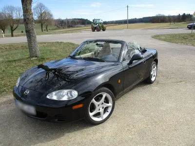 Używany Mazda MX5 110 KM (80 kW) 2001 Czarny Kabriolet