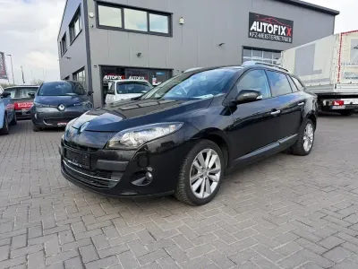 Gebraucht Renault Mégane Luxe 131 PS (96 kW) 2010 Schwarz Limousine