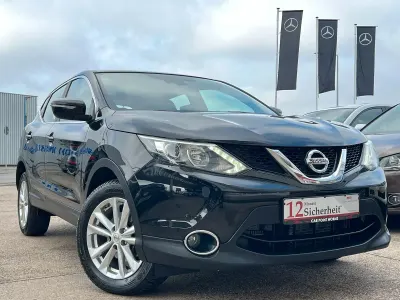 Gebraucht Nissan Qashqai Acenta 131 PS (96 kW) 2014 Schwarz SUV